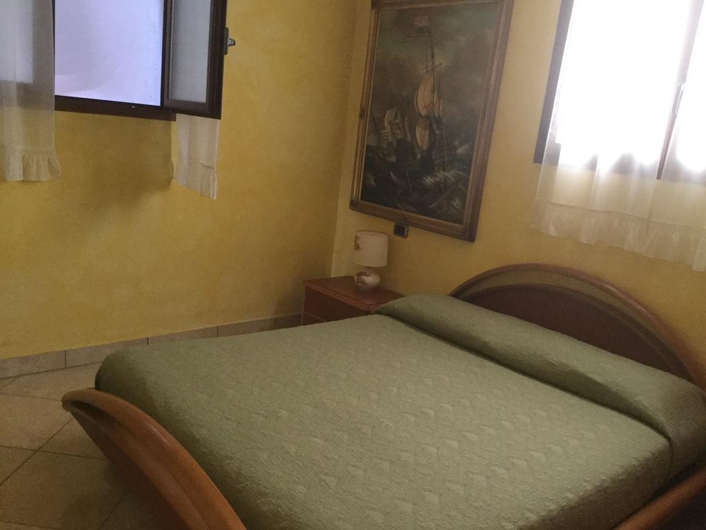 Villa Casatragliulivi à Marone Extérieur photo